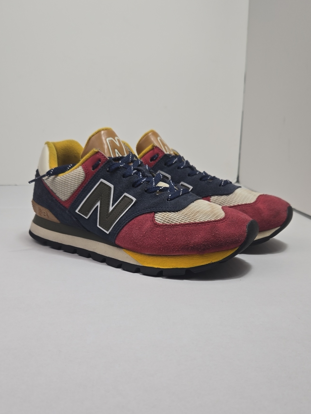 Size 10.5 - New Balance 574 Multicolor Running Workout Gym Men Sneaker - Picture 5 of 9